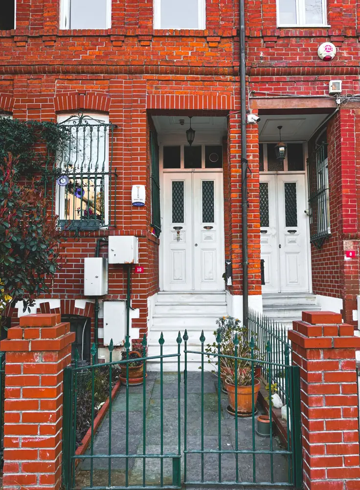 Brick duplex with two front doors